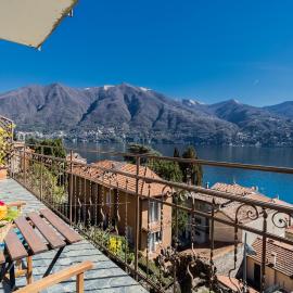 Lovely Apartment Overlooking Lake by RentAllComo