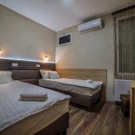 Sztár Motel Étterem, Hotel in Balassagyarmat