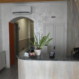 Albano Station Rooms, хотел в Павона