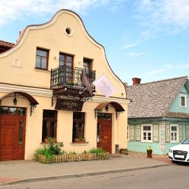 Stoczek 1929, hotell sihtkohas Białowieża