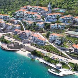 Boka Gardens Seaside Resort โรงแรมในโกตอร์