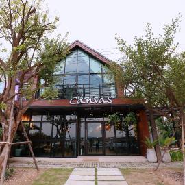Canvas Family Home, hotel i Trat