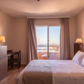 Hotel Cristina、ロス・アルカサレスのホテル