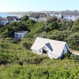 St Francis Cottage close to beach