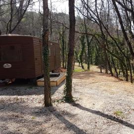 Mobil Home à la ferme, en Provence, khách sạn ở Grambois