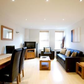2 bed 2 bath at Pelican Hse in Newbury - FREE secure, allocated parking, hotel a Newbury