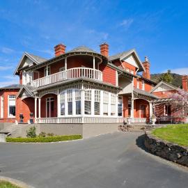 St Leonards Lodge, hotel a Dunedin