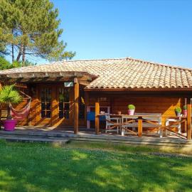 "Belle maison en bois", ξενοδοχείο σε Messanges