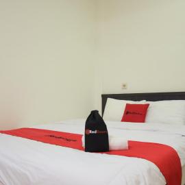 RedDoorz near GOR Satria Purwokerto