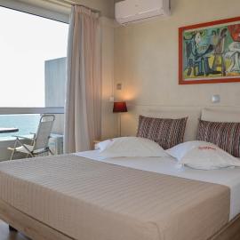 Scorpios Sea Side Hotel, viešbutis mieste Pirėjas