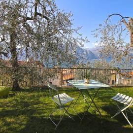 Ca de l'Angelon -- Vittoria house, hótel í Brenzone sul Garda