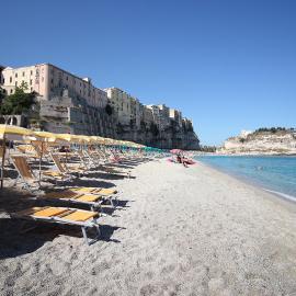 Le Roccette Mare Beach Hotel & Restaurant, hotel v destinaci Tropea