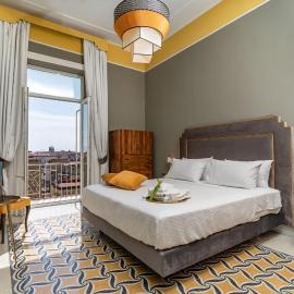 IL FIORE D'ORO LUXURY, hótel í Napolí