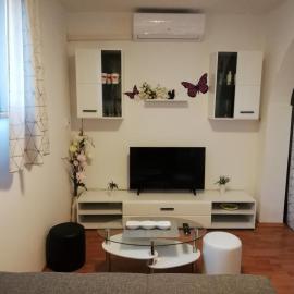 Apartment Zdravko, hotelli kohteessa Štinjan