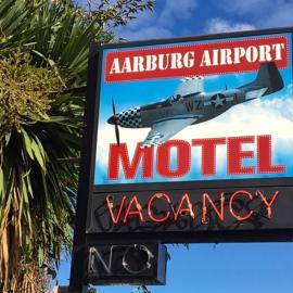 Aarburg Airport Motel, hotel a Christchurch