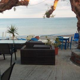 Beachfront Apartment Kato Zakros