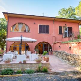 Podere San Filippo B&B-Apartment-Pet Friendly-Bike Friendly