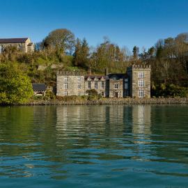 The Castle, hotel in Castlehaven