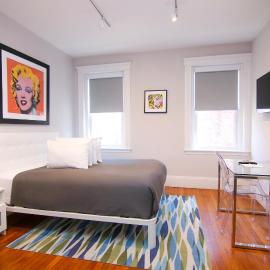A Stylish Stay w/ a Queen Bed, Heated Floors.. #35, hotel Brookline-ben