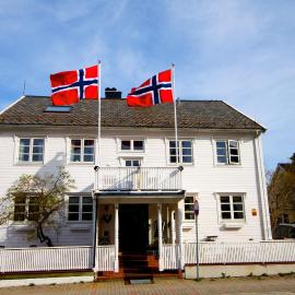 Opsahl Gjestegaard, hotel di Bodo