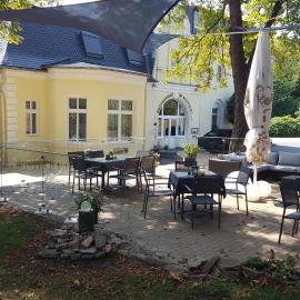 Hotel Wippertal - voll klimatisiert, hotel di Bernburg