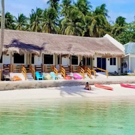 Tropical Fun Ta Sea Rentals, hotelli kohteessa Siquijor