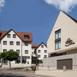 Hotel Schwanen, hotel sa Köngen