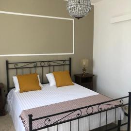Locazione turistica nonna Pina, hotel in Leporano