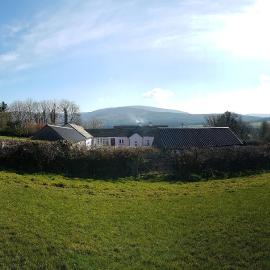 Bleantis Mountain Cottage in the Comeragh Mountains, готель у місті Дангарван