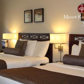 Helm's Inn, hotell i Victoria