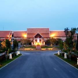 Mission Hills Phuket Golf Resort-SHA Extra Plus, отель в городе Пор-Бэй