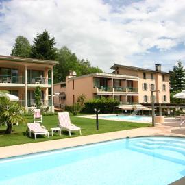 Hotel & Spa Cacciatori, готель у місті Кадемаріо