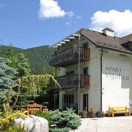 Apartments Vijolica on the ski slope with free parking