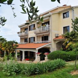 Haus Liliana, hotel a Vabriga