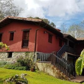 Amaicha Apartamentos Rurales, hotel in Ribadesella