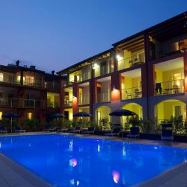 Residence Maroadi, מלון בנאגו-טורבולה