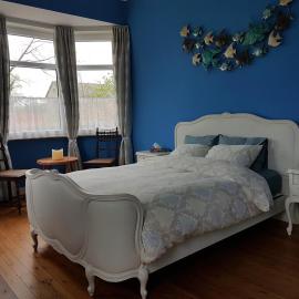 Room Feliz – hotel w mieście Zele