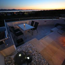 Magic Blue Sky Apartment