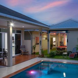 Ban Don Holidayhome, hotel sa Thalang