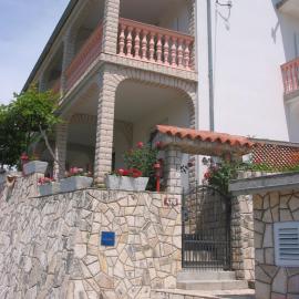 Apartmani Manuela Lopar