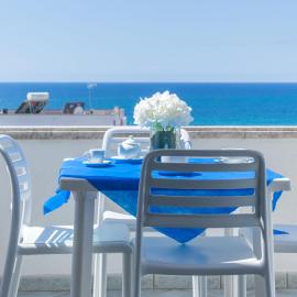 Spiaggia Bianca Apartments, viešbutis mieste Torre Vado