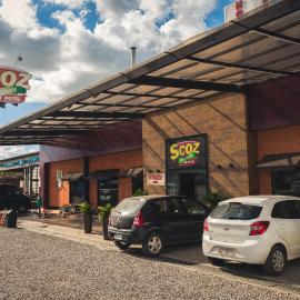 Hotel Scoz, hotel i Pouso Redondo