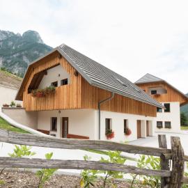 House DorMica, hotel in Trenta
