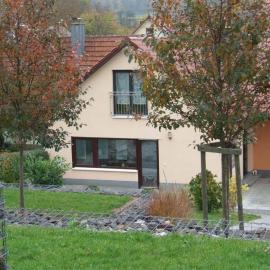 Ferienhaus Dorfglück Bischof 97633 Sulzfeld-Leinach, hotel v destinácii Sulzfeld