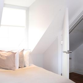Comfy Beacon Hill Studio Great for Work Travel #13