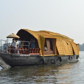 Thara's Houseboat, hotel a Alleppey