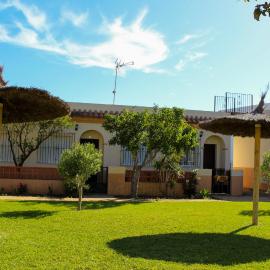 Apartamentos Bellavista Bolonia, Hotel in Bolonia