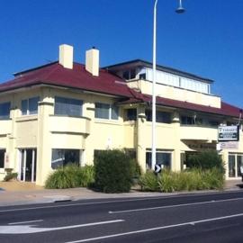 Stella's Dromana Hotel، فندق في درومانا
