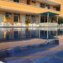 HOTEL SUNSHINE AIRE ACND y WIFI ZONE, khách sạn ở Tonsupa