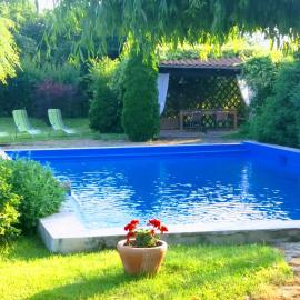 Toscana Villa, hotel u gradu Snagov